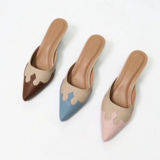 Image of Dakota Kitten Heels