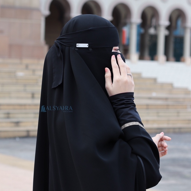 Alsyahra Exclusive - Niqab Bandana Pulldown Sifon Silk Jetblack