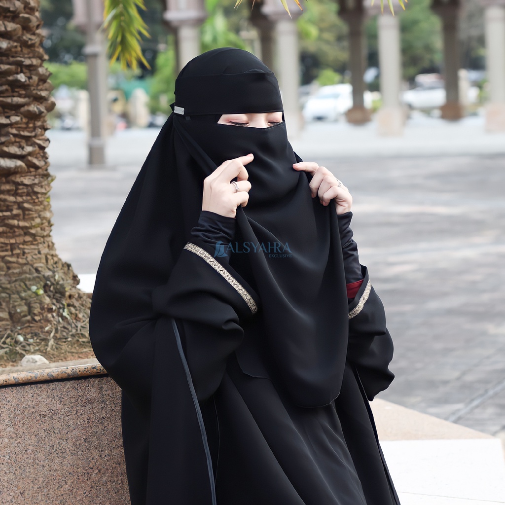 Alsyahra Exclusive - Niqab Bandana Pulldown Sifon Silk Jetblack