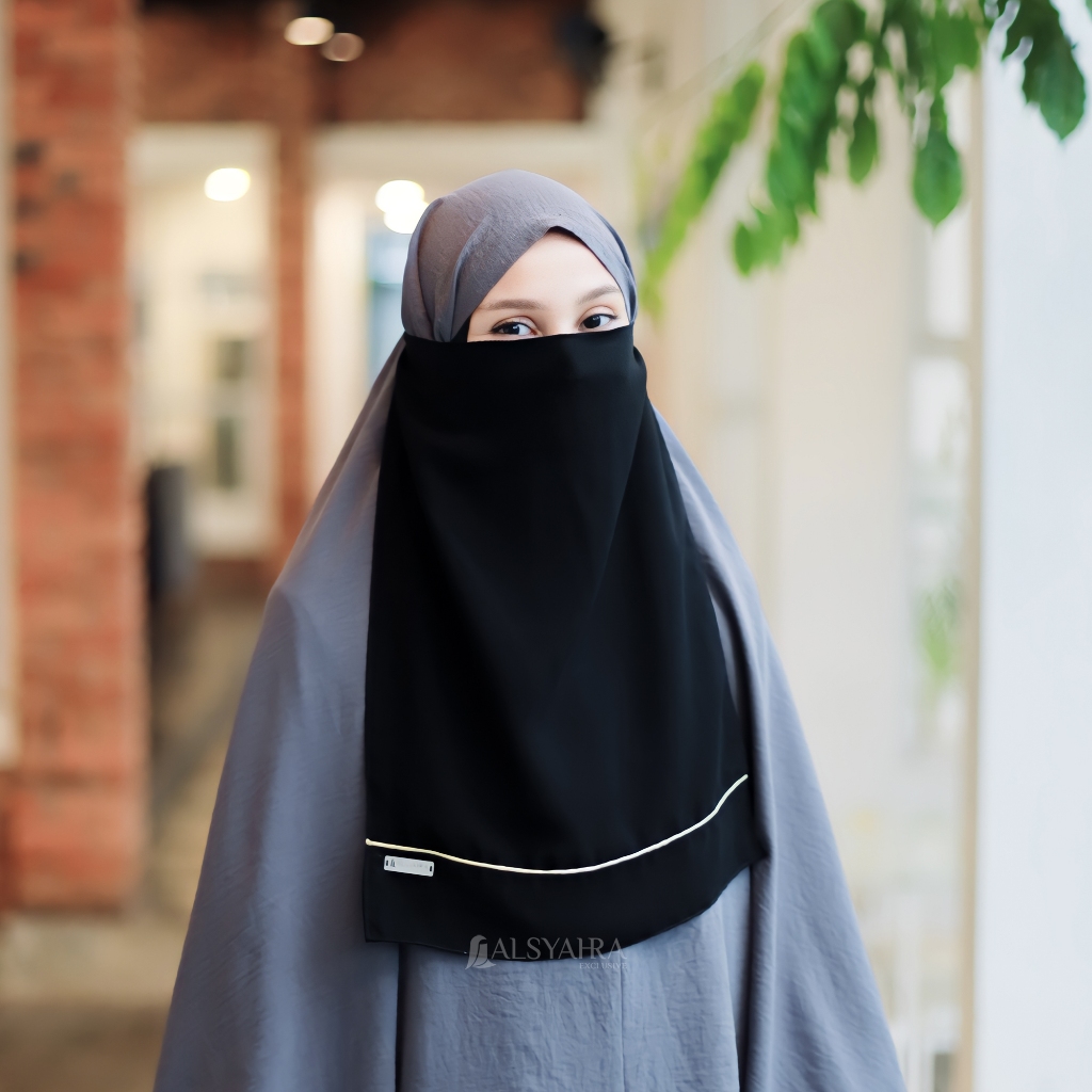 Alsyahra Exclusive - Cadar Tali Karet List Gold Sifon Silk Jetblack Arab