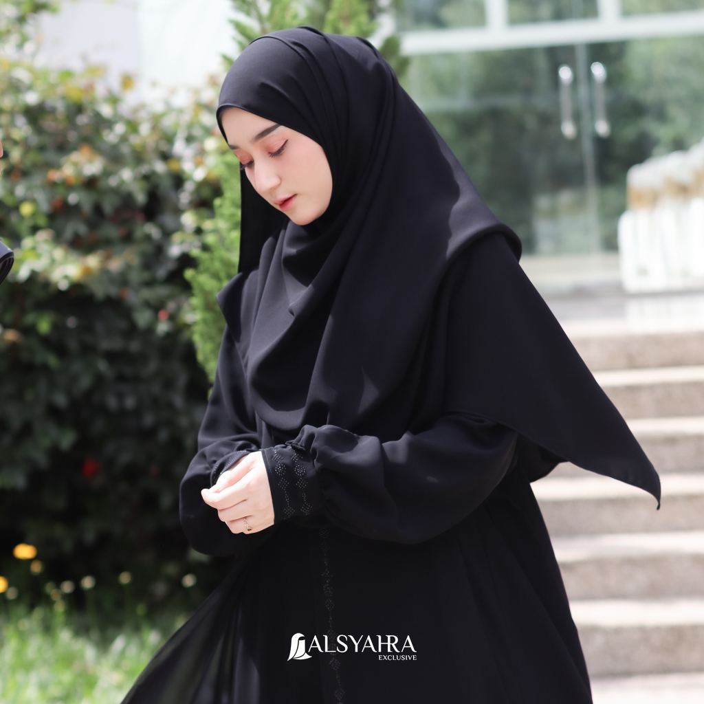 Alsyahra Exclusive - Pashmina Meleyot Luxe Aesthetic Hijab Syari Jetblack