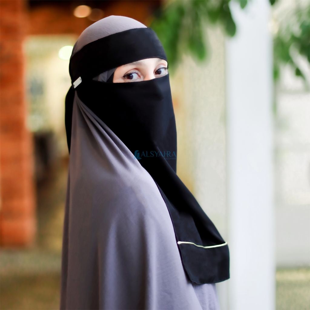 Alsyahra Exclusive - Niqab Bandana List Gold Sifon Silk Jetblack Arab